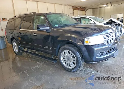 2013 Lincoln Navigator L z USA, uszkodzony, nr VIN 5LMJJ3J54DEL04804